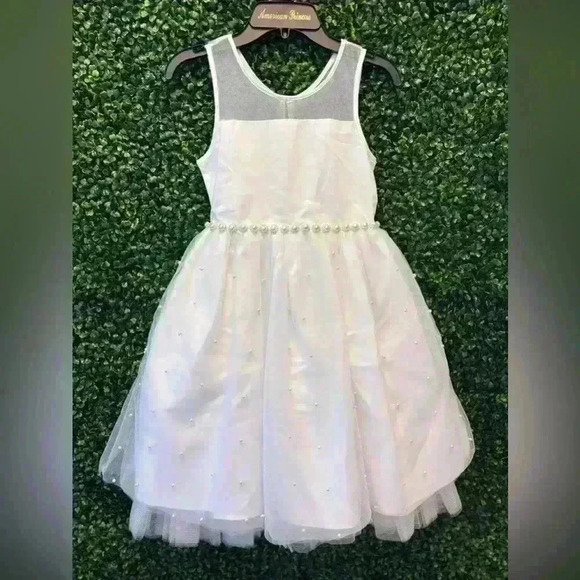 AMERICAN PRINCESS WHITE RUFFLED TIERED DRESS SIZE 10 (1) AND 8 (2) - Picture 2 of 7